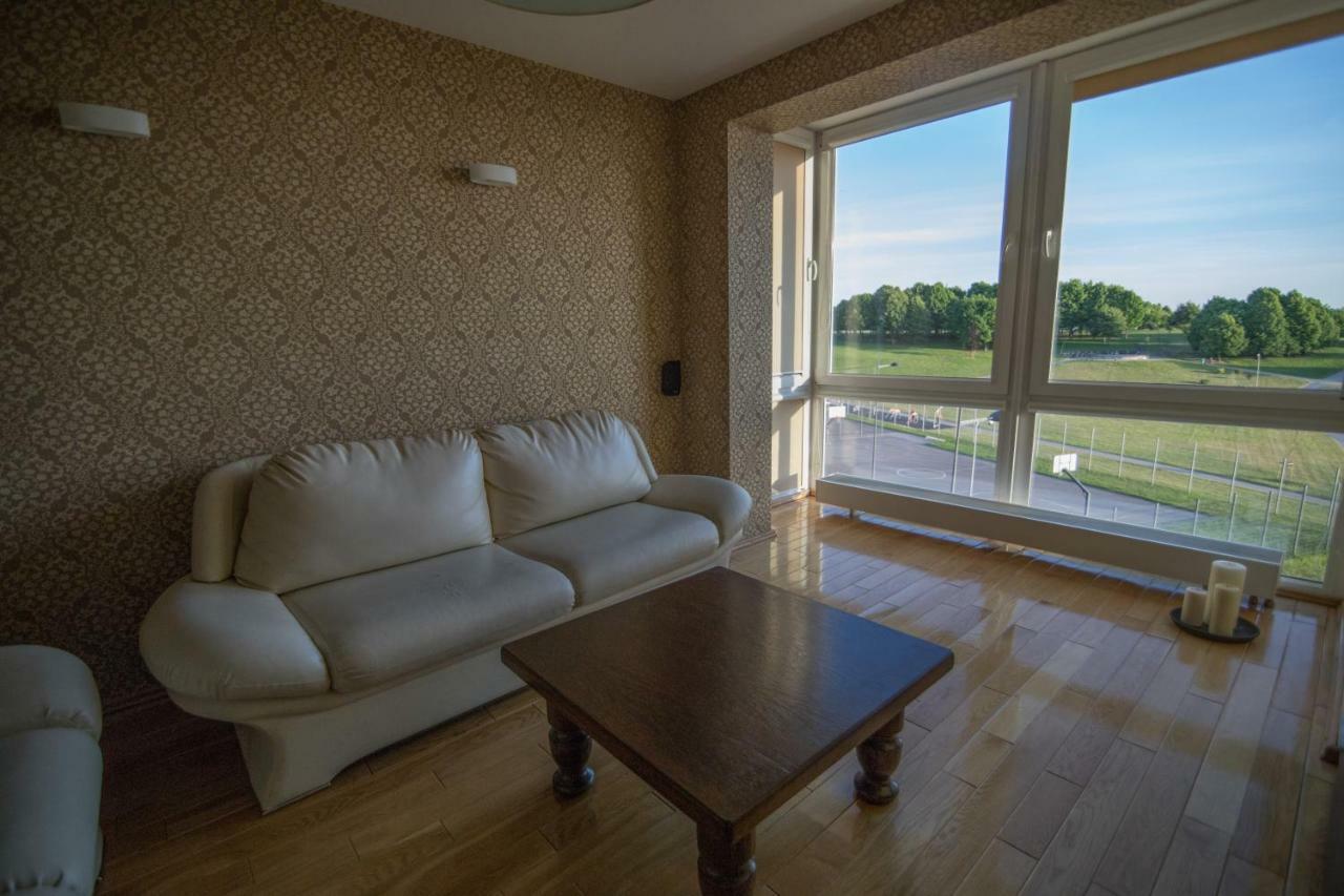 Cozy Apartment With A Wonderful Lake View Telšiai Esterno foto